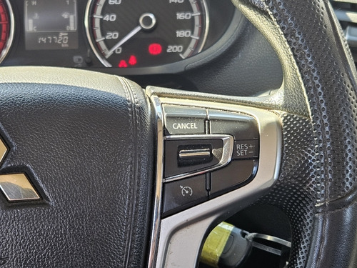 Mitsubishi L200 L200 D/c 2.4 Work Cr 4x2 Wf Doble Airbag Cc