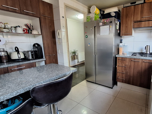 Casa Aislada 3 Pisos En Condominio. 3d+3b Cod. 41095