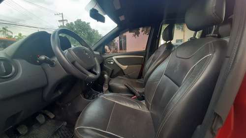 Imagem 10 de 15 de Renault Duster Oroch - 2017 Flex 1.6