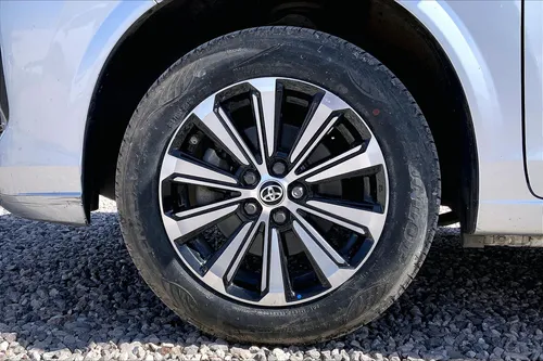 Toyota Avanza 2023
