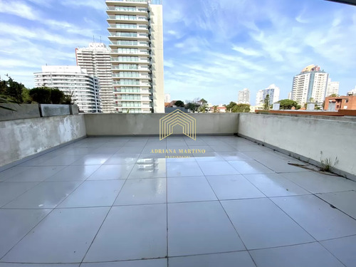 Cómoda Planta A Metros De Playa Brava