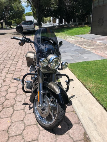 Harley Davidson Road King Cvo 2014