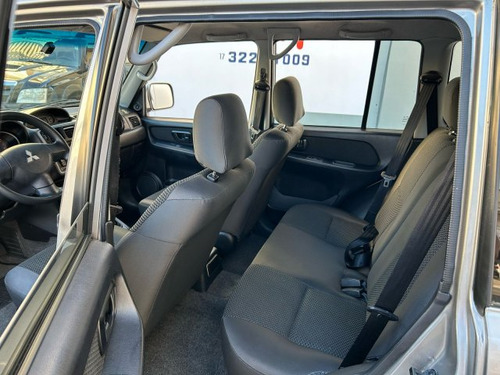 Mitsubishi Pajero TR4 Pajero TR4 2.0 4X2 16V 140CV FLEX 4P MANUAL