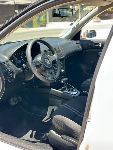 Volkswagen Jetta Clásico 2.0 Gl Team Tiptronic At