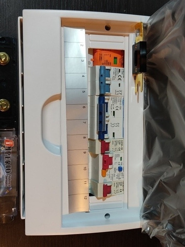 Imagen 3 de 4 de Protecciones Inversor Hibrido 1-5kva Diferencial Breaker Dps