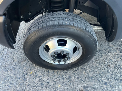RAM 4000 5.7 Chasis Cabina Pl 4x2 Mt