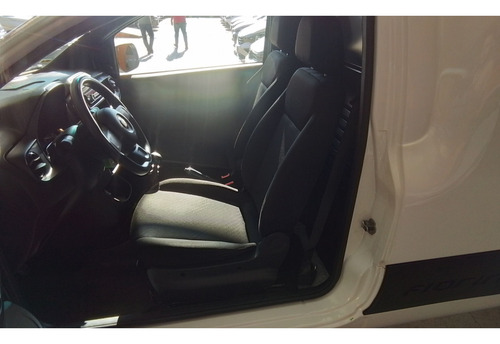 Fiat Fiorino 1.4 MPI FURGÃO ENDURANCE 8V FLEX 2P MANUAL