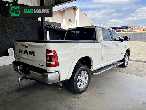 RAM Ram 3500 6.7 Laramie Cab. Dupla 4x4 Aut. 4p