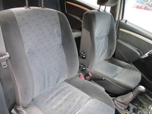 Renault Logan   1600cc Mt Aa
