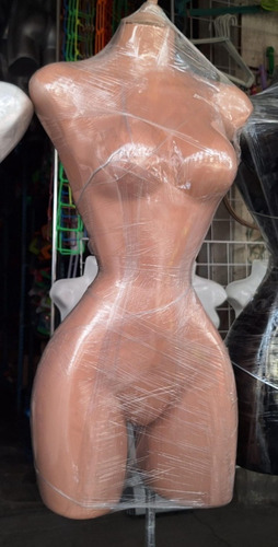 Maniquie Buchon De 3/4 Blanco Carne Negro Dorado Rosa Morado (Usado)