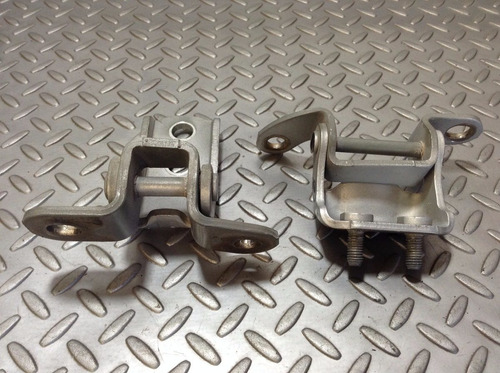 Par Bisagras Puerta Trasera Izquierda Toyota Corolla 03-08