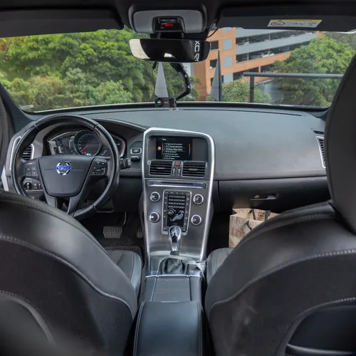 Volvo XC60 2.0 T5