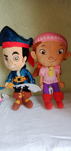 Peluches Izzy Y Jake De Jake Y Los Piratas Disney Store (Usado)