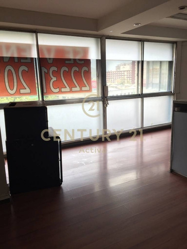Imagen 16 de 20 de Vende Embajada De Ecuador