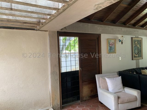 Ana Torres. Casa En Venta 25-1271 En Caurimare