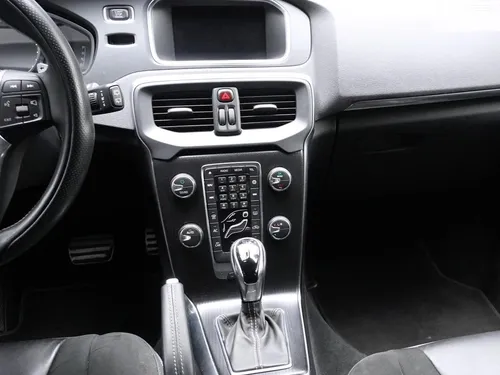Volvo V40 2.0 T4 Drive-e R-design