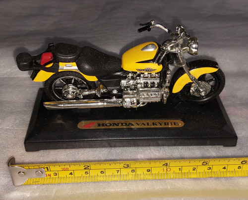 Maqueta Motocicleta Honda Valkyrie 14 Cm Redbox