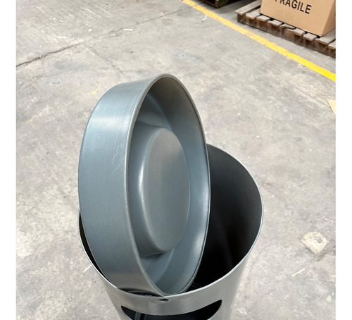 Bote De Basura Cilindrico 80l Con Cenicero/macetero Exterior Color Gris