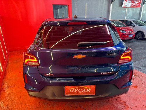 Chevrolet Onix HATCH PREM. 1.0 12V TB Flex 5p Aut.