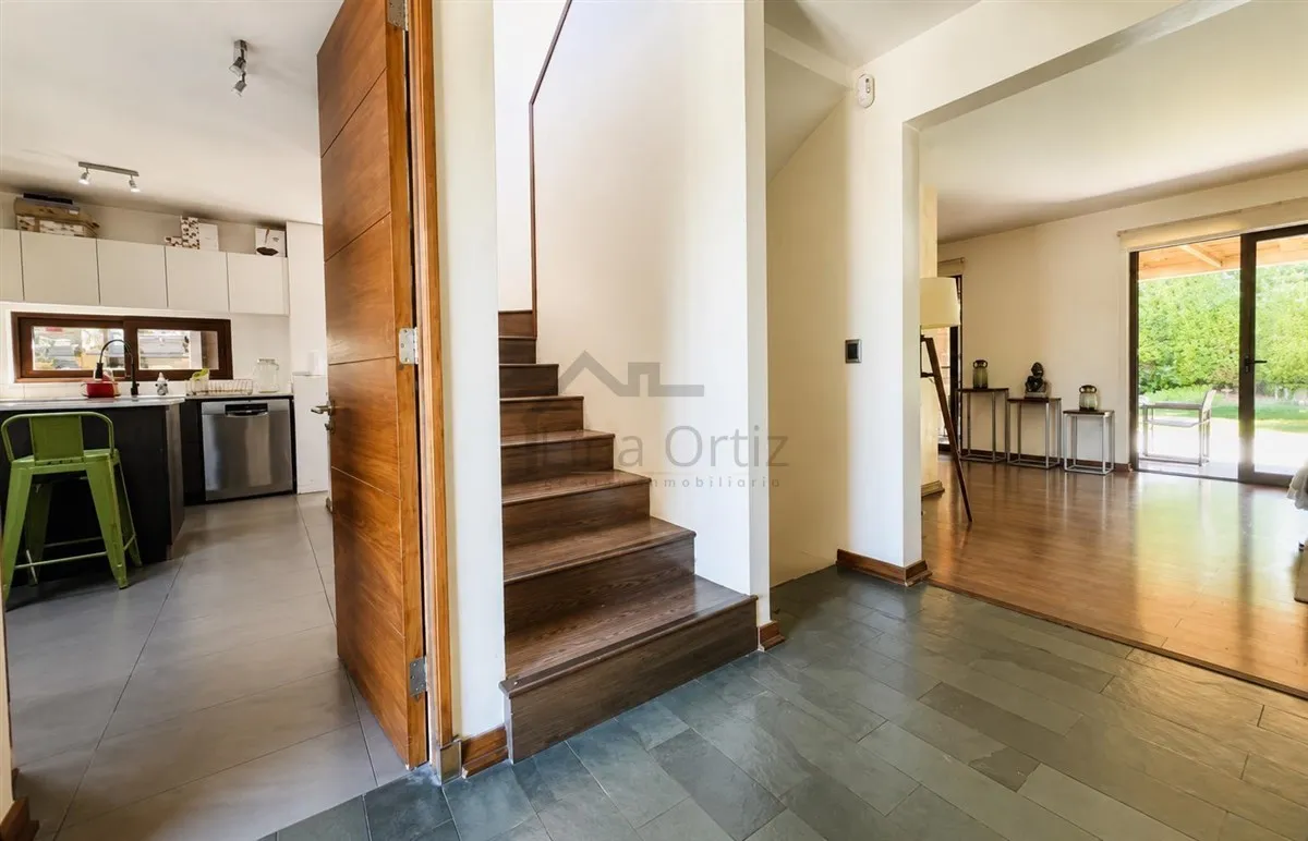 Imagen 2 de 29 de Casa En Arriendo De 4 Dorm. En Colina