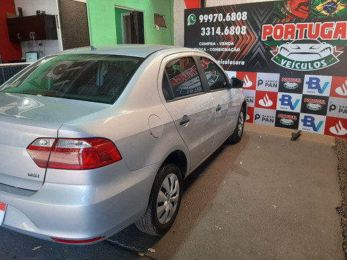 Imagem 5 de 14 de Volkswagen Voyage Trendline 1.6 Prata 2015