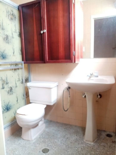 Imagen 9 de 12 de Venta De Amplio Apartamento Ubicado En Residencias Arca Del Norte, Barquisimeto.