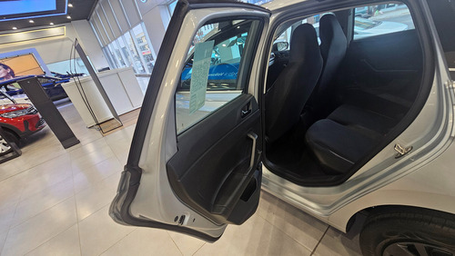 Volkswagen Polo 1.6 Msi Track