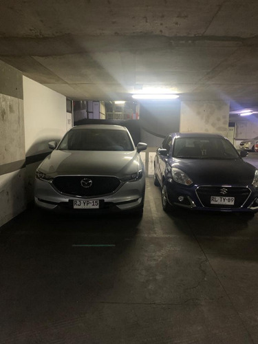 Se Arrienda Estacionamiento En Mario Kreutzberger 1520