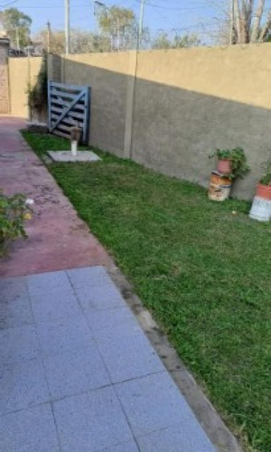 Dúplex En Venta - 2 Dormitorios 1 Baño - 354mts2 - Guernica