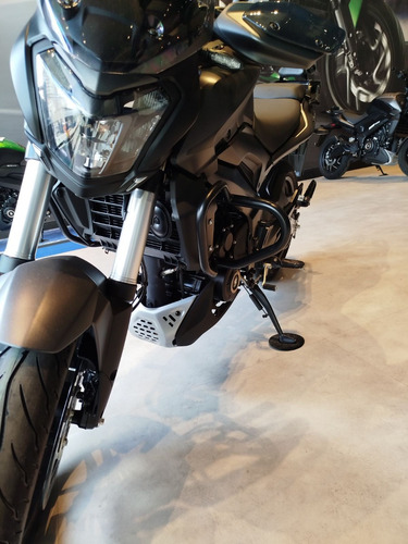 Dominar 400 Bajaj - Fp
