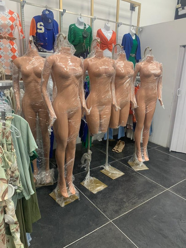 Maniquíes Dama