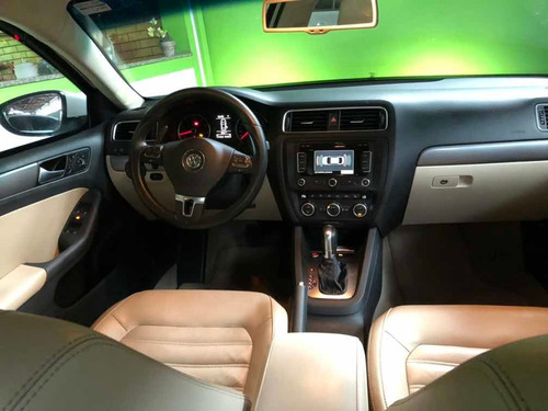 Volkswagen Jetta 2013 2.0 Tsi Highline 4p 211 Hp
