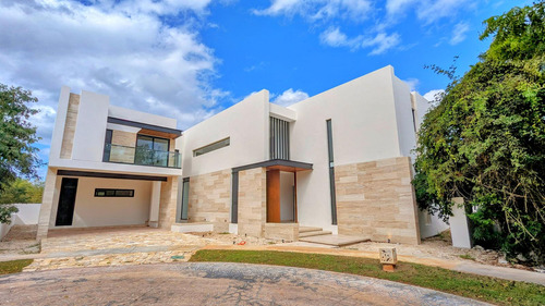 Estrena Casa En Venta En Kutz, Country Club  Merida