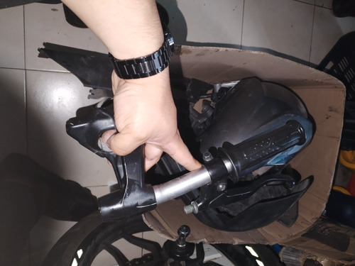 Moto Pulsar Rs 200 Por Partes