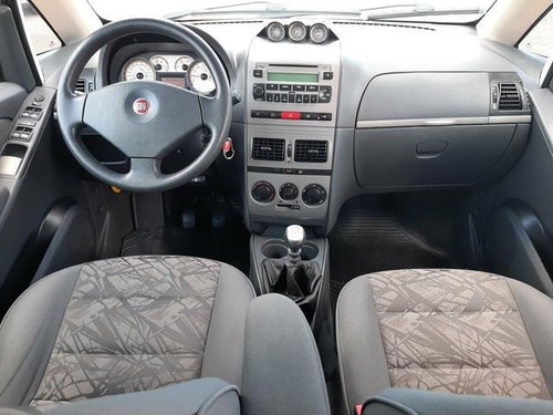 Fiat Idea 1.8 Adventure Locker Flex 5p 2009