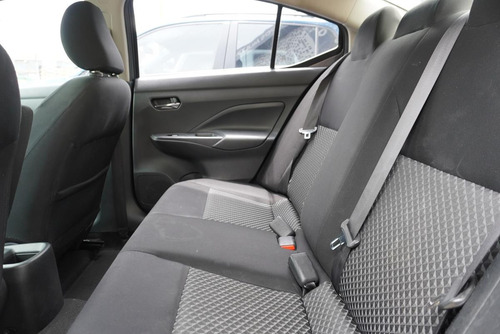 Nissan Versa 1.6 Sense