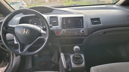 Honda Civic 1.8 Lxs Mt