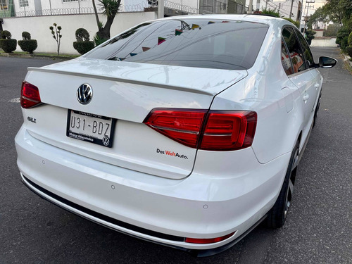 Imagen 5 de 15 de Volkswagen Jetta 2017 2.0 Gli Dsg At