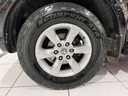 Mitsubishi Pajero Dakar 3.5 Hpe Flex Aut. 5p