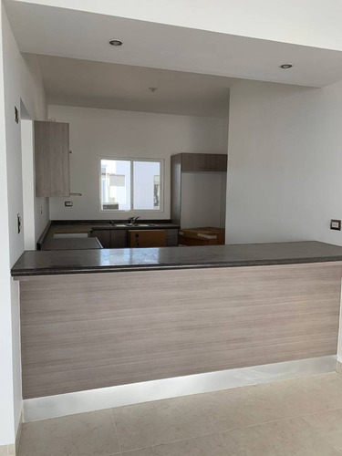 Imagen 6 de 14 de Hermosa Casa Completamente Nueva En Sector Viñedos