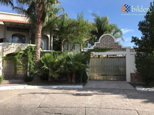 Imagen 1 de 10 de Casa Sola En Venta Colinas Del Saltito