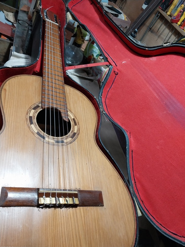 Guitarra Antigua 