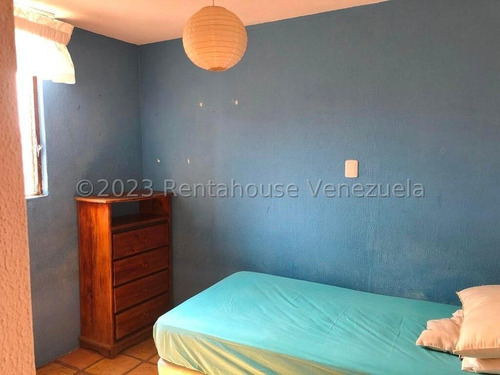 Apartamento En Venta En Macaracuay 24-8255 Le