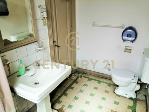 Imagen 13 de 15 de Venta De Oficina Con 254mts2 Y 1e, En Calle Dieciocho, Sa...