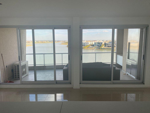 Venta Depto.3 Amb. Sobre El Lago Central En Acqua Golf, Nordelta
