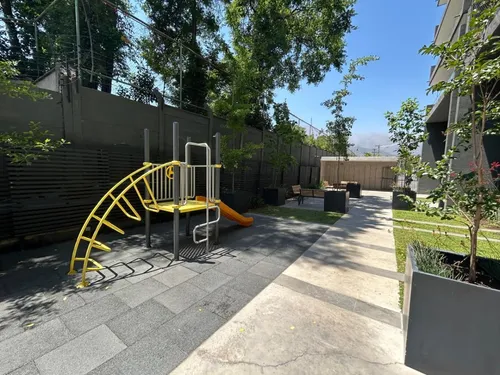 Arriendo Lo Barnechea 2d2b , 2 Esta. Y Bodega Codkt