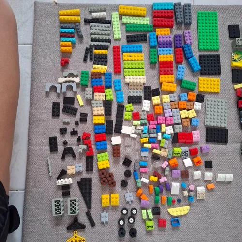 Maleta Lego Usada 270 Piezas (Usado)