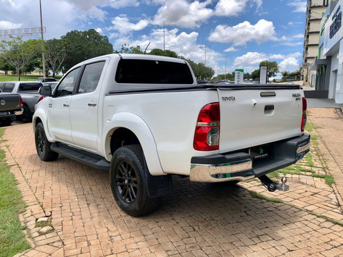 Toyota Hilux 3.0 SRV 4X4 CD 16V TURBO INTERCOOLER DIESEL 4P AUTOMÁTICO