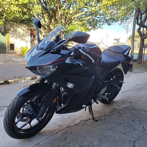 Yamaha R3