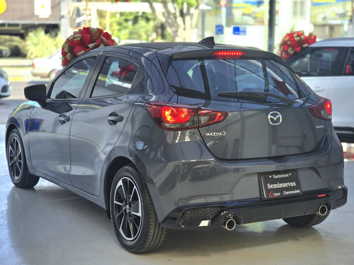 Mazda Mazda 2 2.0 Signature Hatchback At